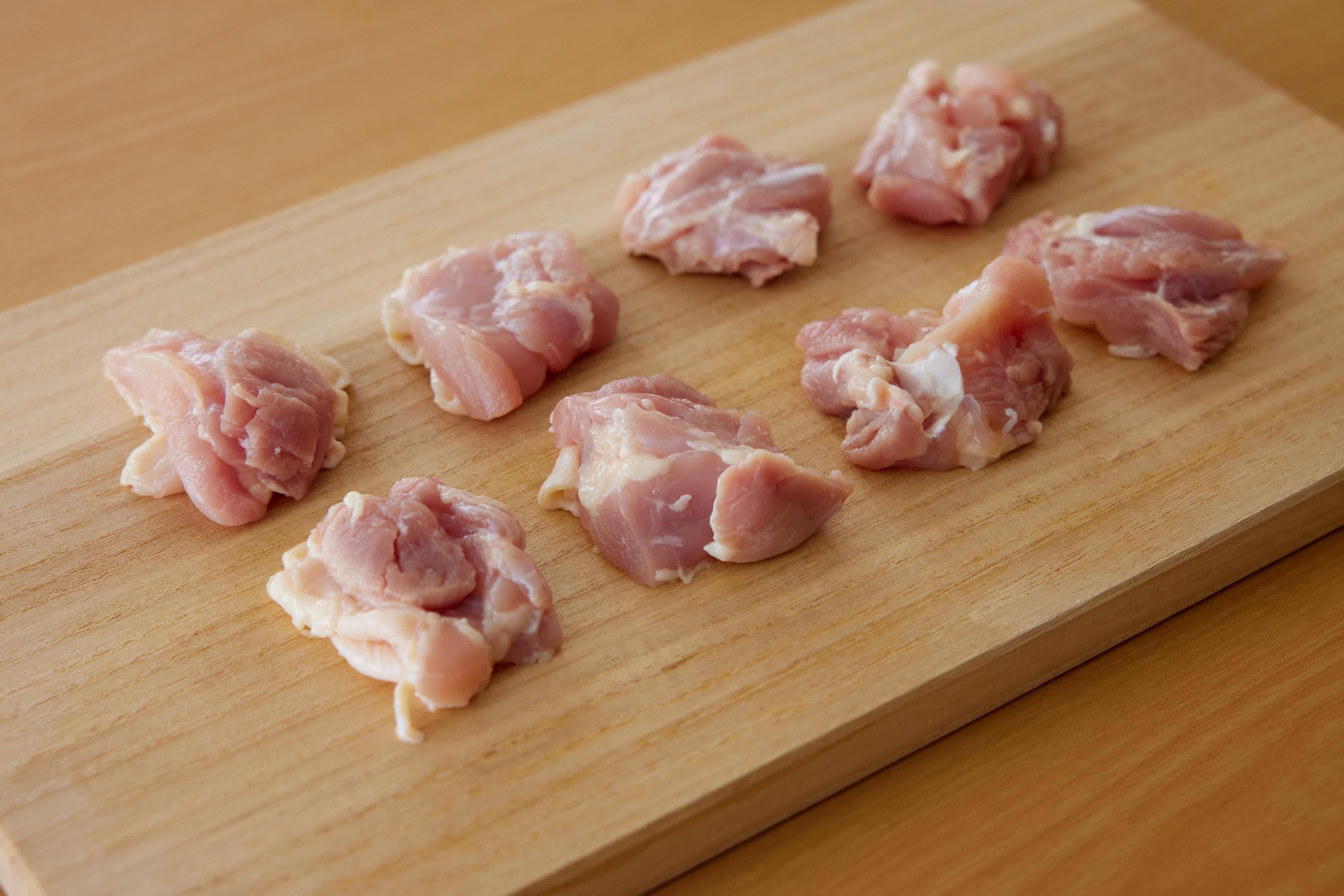 bite-sized pieces of chicken